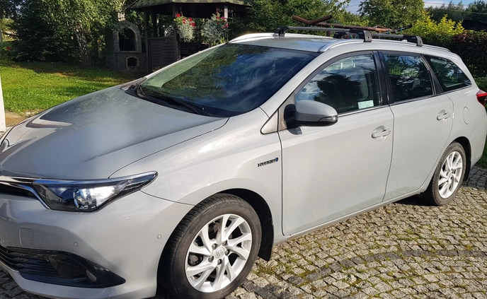 Toyota Auris cena 68900 przebieg: 83000, rok produkcji 2018 z Tarnowskie Góry małe 67